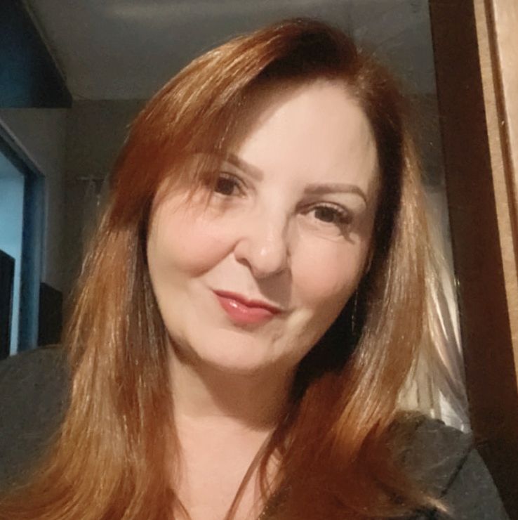 Profa. Dra. Elizabeth Figueiredo de Sá